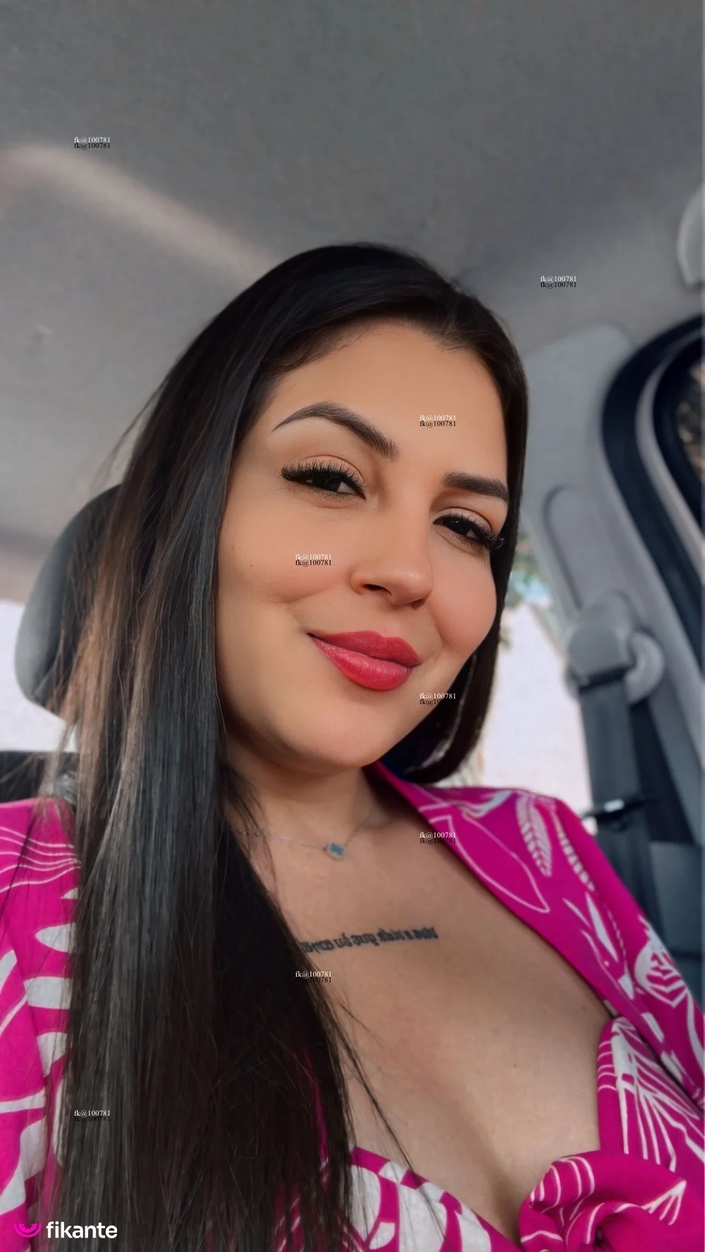 Foto profissional de Larissa