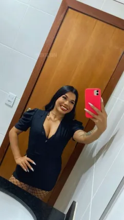 Julinha Salles - foto no feed de Altamira