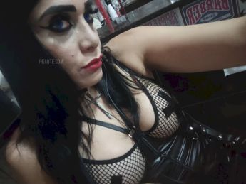 Samara Transex - foto no feed de Angatuba