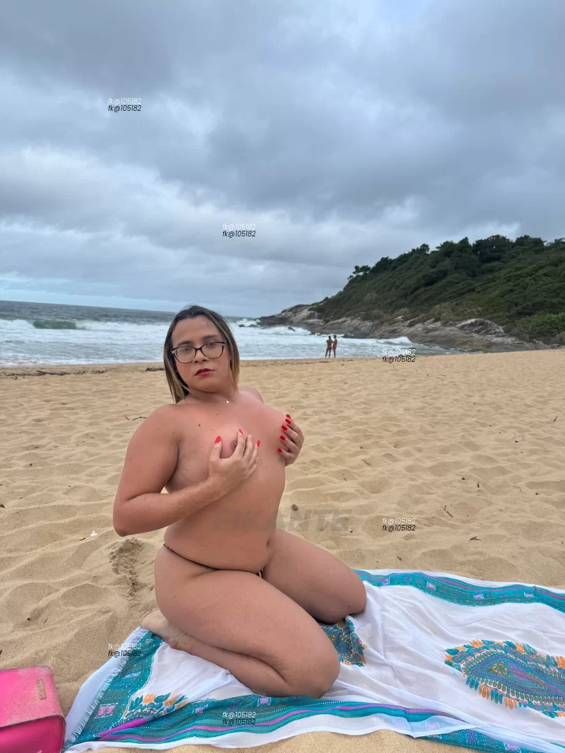 Ágatha trans - foto no feed de Curitiba