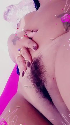 MORENA ALTO NIVEL CHEGUEI - foto no feed de Viçosa