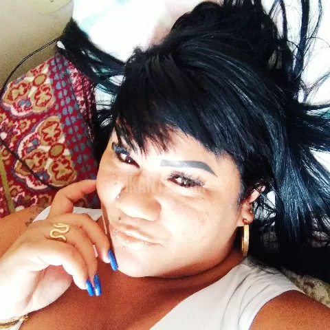 MORENA ALTO NIVEL CHEGUEI - foto no feed de Viçosa