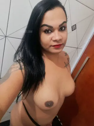 Adriana Transex Vilhena - foto no feed de Vilhena
