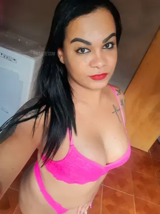 Adriana Transex Vilhena - foto no feed de Vilhena