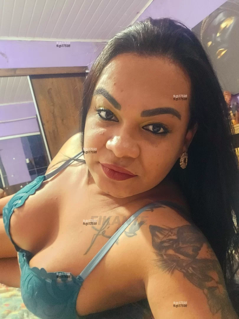Adriana Transex Vilhena - foto no feed de Vilhena