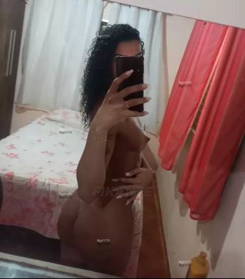 Morena lisinha - foto no feed de Ji-Paraná