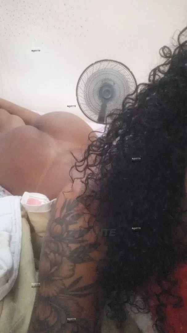 Morena lisinha - foto no feed de Ji-Paraná
