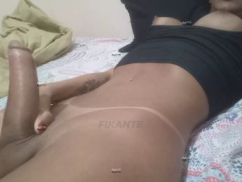 Morena lisinha - foto no feed de Ji-Paraná