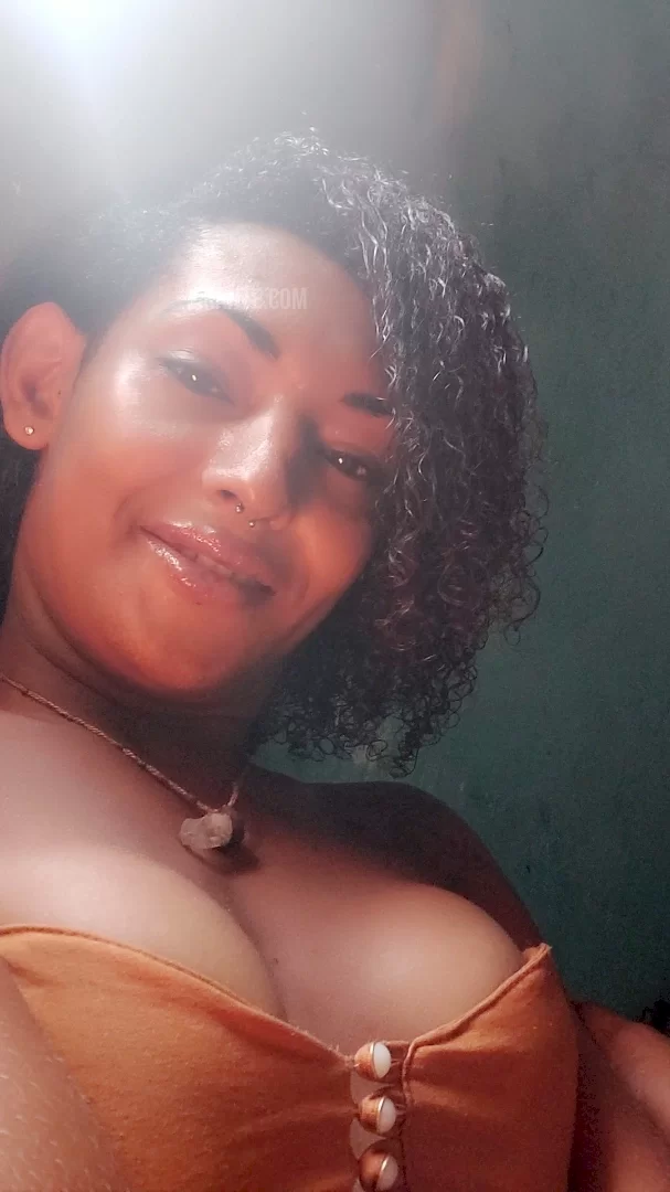 Nathy morena - foto no feed de Confresa