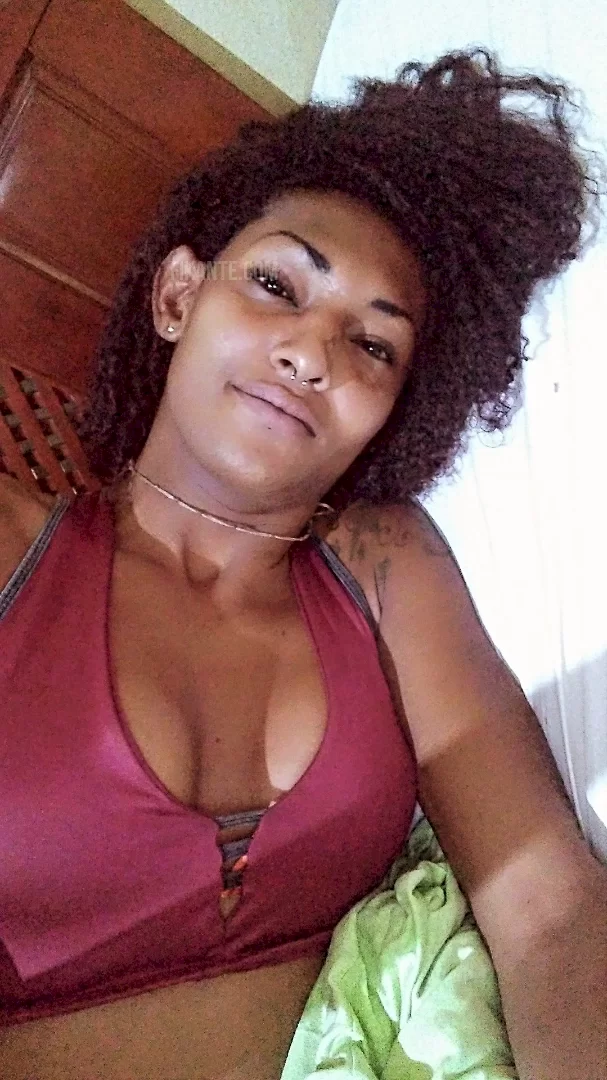 Nathy morena - foto no feed de Confresa