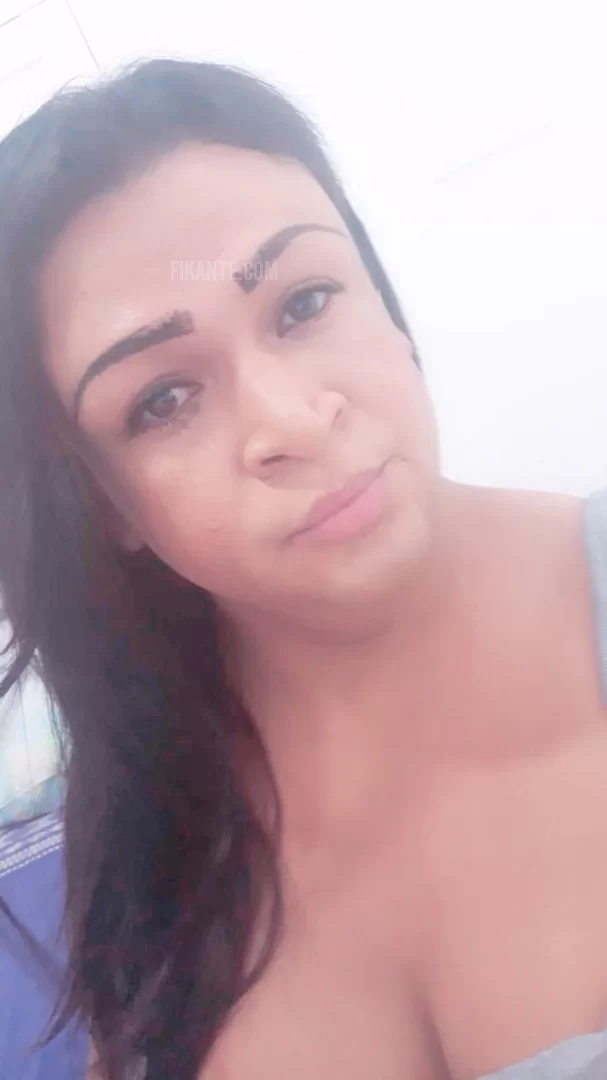 Roberta Rodrigues - foto no feed de Mombaça