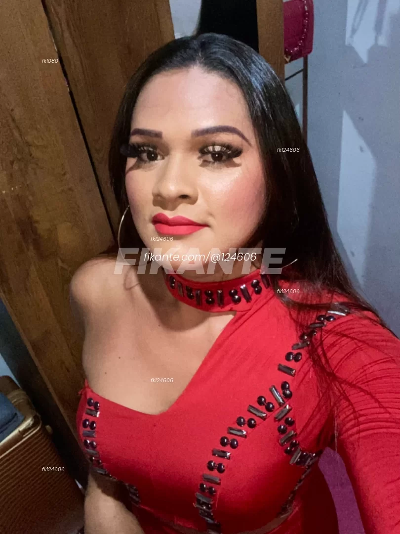 Kamylla Travestir - foto no feed de Tailândia