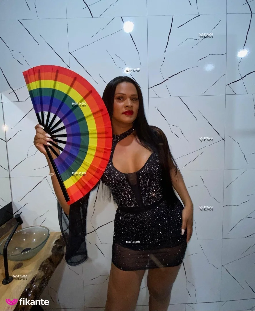 Kamylla Travestir - foto no feed de Tailândia