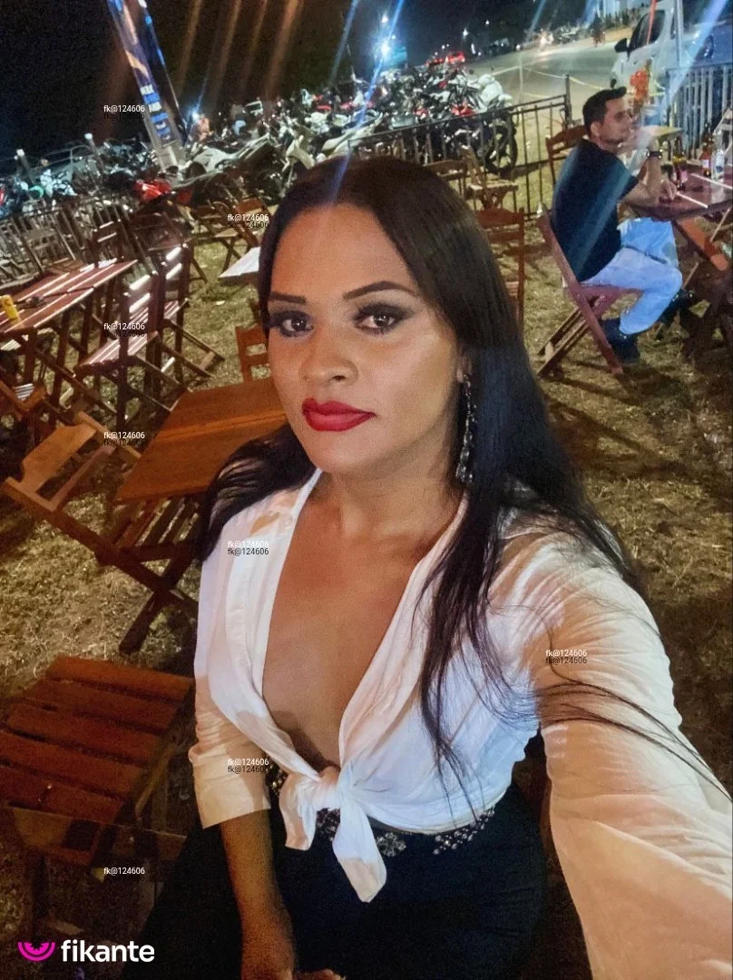 Kamylla Travestir - foto no feed de Tailândia
