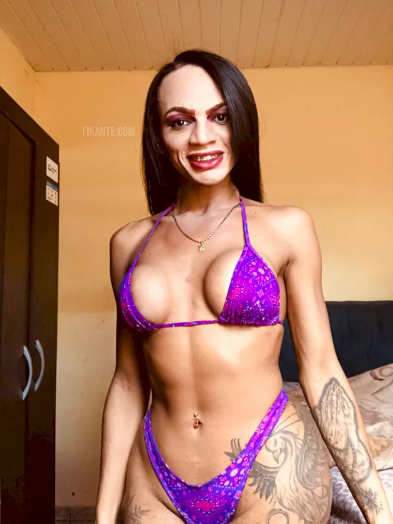 trans safadinha com local - foto no feed de Anápolis