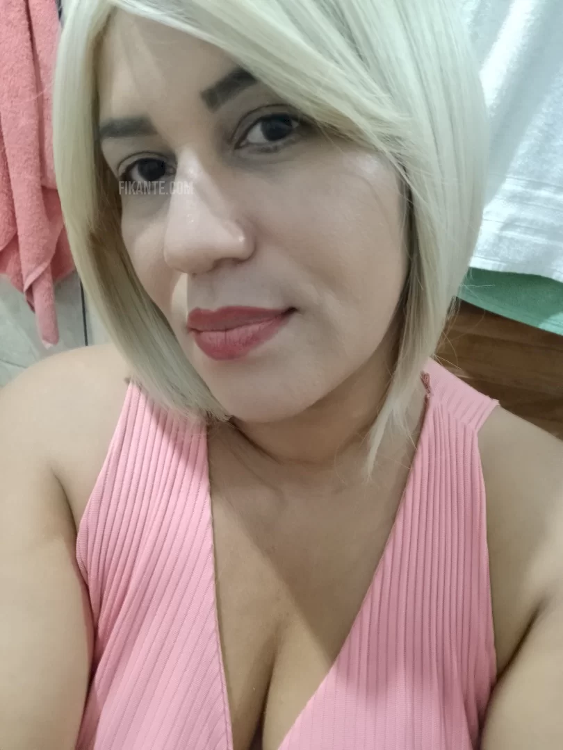 Sellena Feller - foto no feed de Pontes e Lacerda