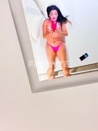 Aline Santana - foto no feed de Uberlândia