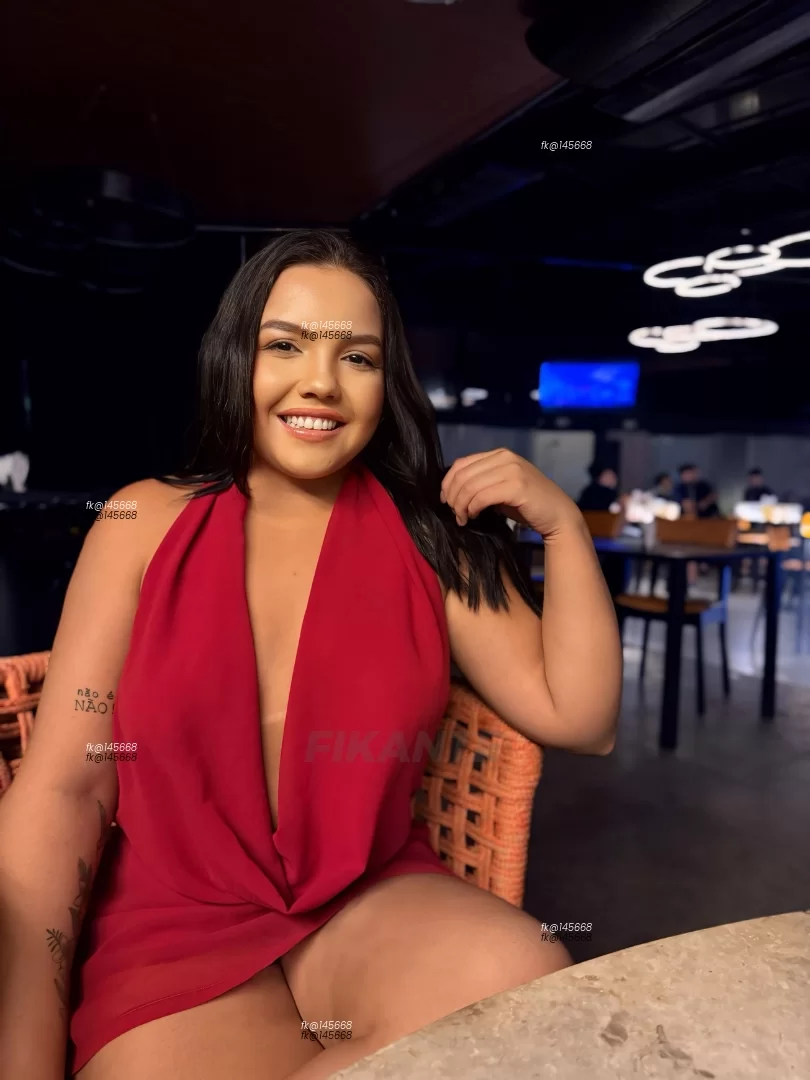 Larissa Campos - foto no feed de Tangará da Serra