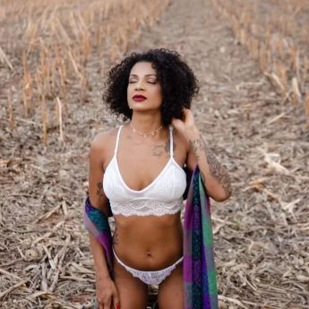 Francieli - foto no feed de Aruanã