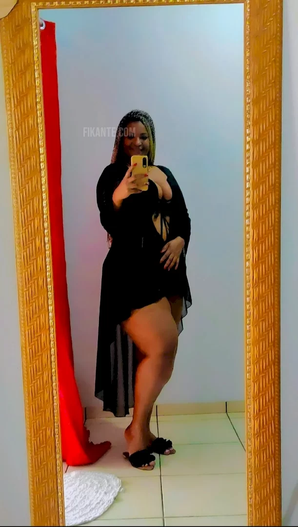 CAVALONA ESPECIALISTA NO ANAL - foto no feed de Cáceres