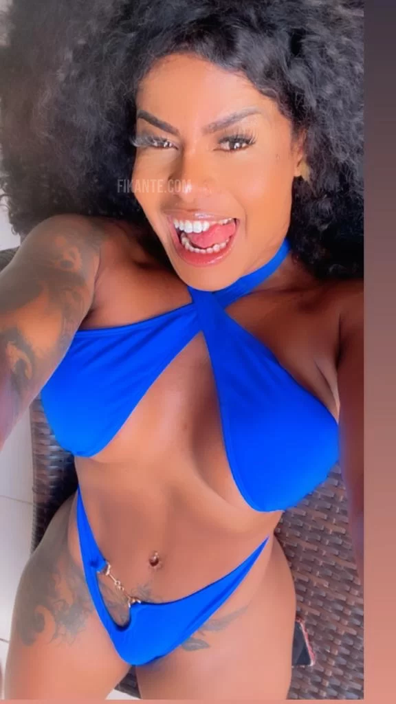 Priscila malhada - foto no feed de Paulo Afonso