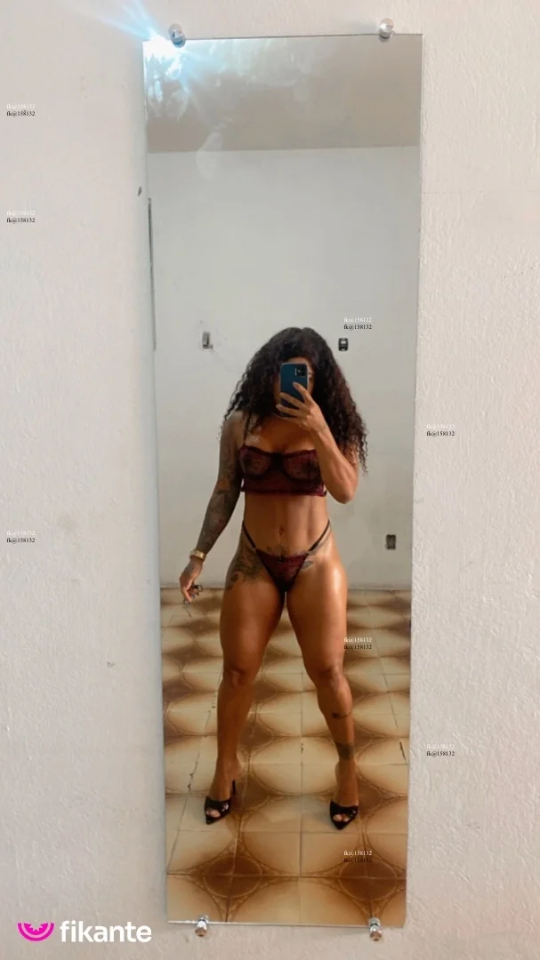 Priscila malhada - foto no feed de Paulo Afonso