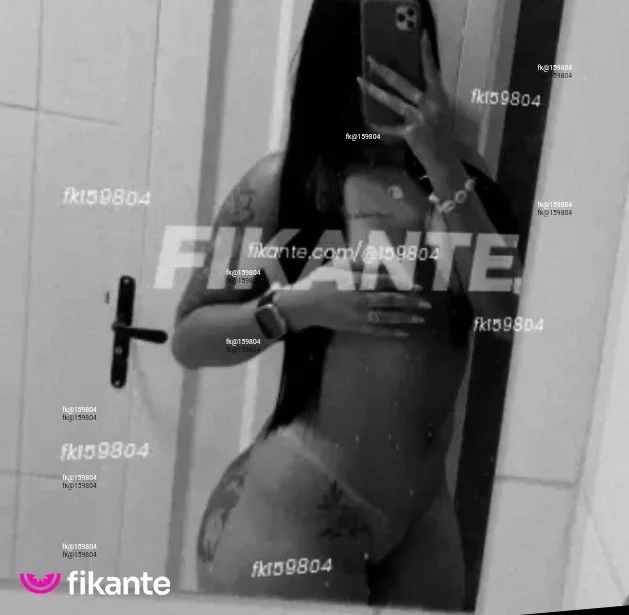 Emily - foto no feed de sexo virtual