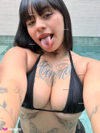 Novinha do cuzinho rosinha - foto no feed de sexo virtual