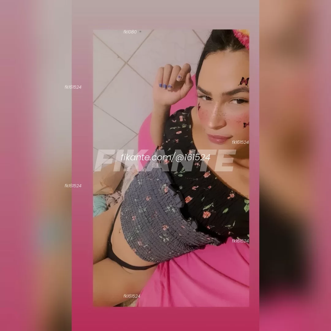 Taina sapequinha - foto no feed de sexo virtual