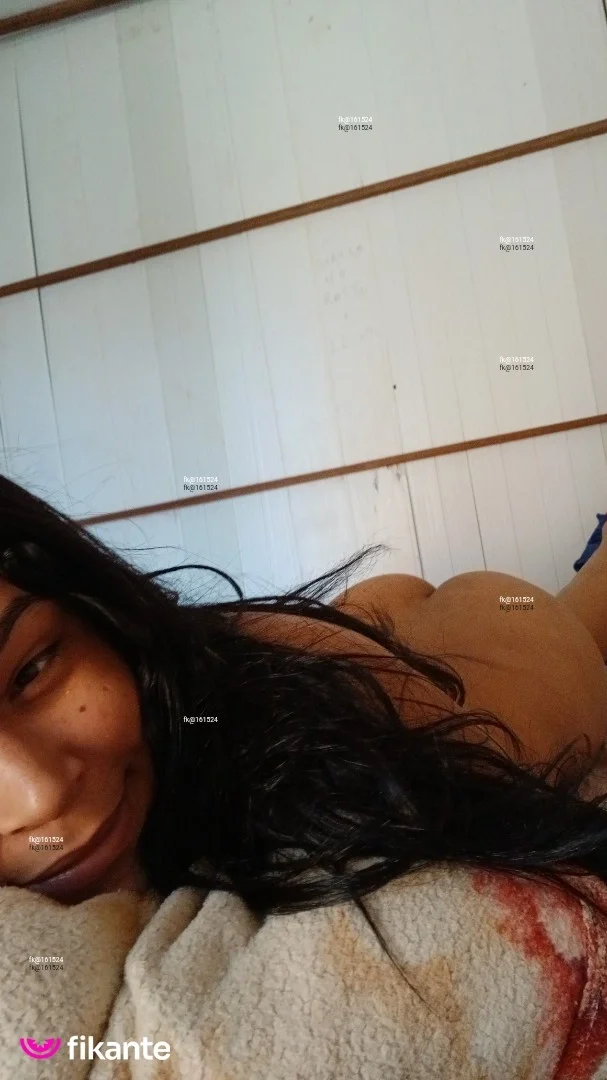 Taina sapequinha - foto no feed de sexo virtual