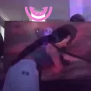 Prévia do vídeo de Mel Com Local: Te faço uma massagem quando? 👐🏽