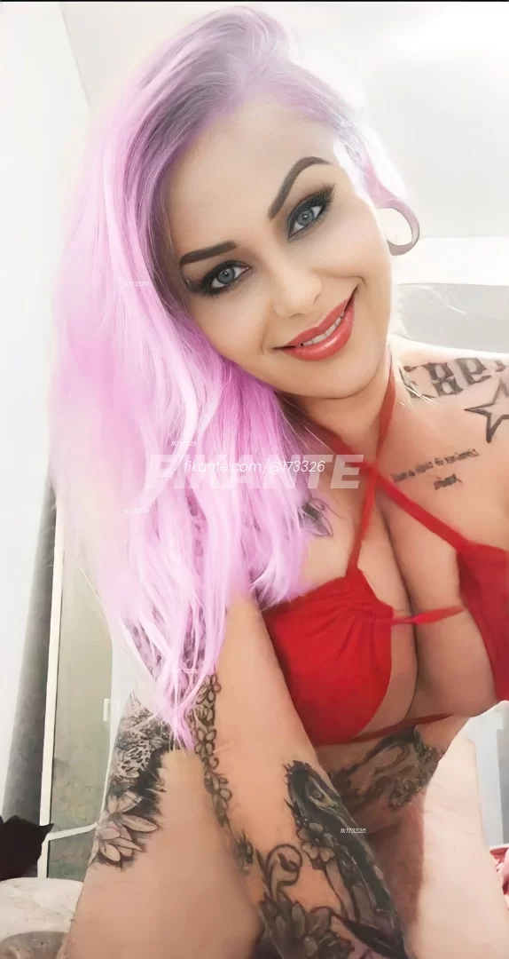 Fernanda Martini - foto no feed de sexo virtual