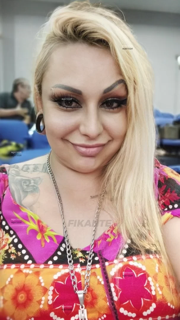 Fernanda Martini - foto no feed de sexo virtual