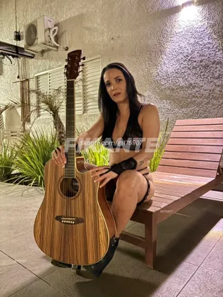Lupita Violeira - foto no feed de Miranda