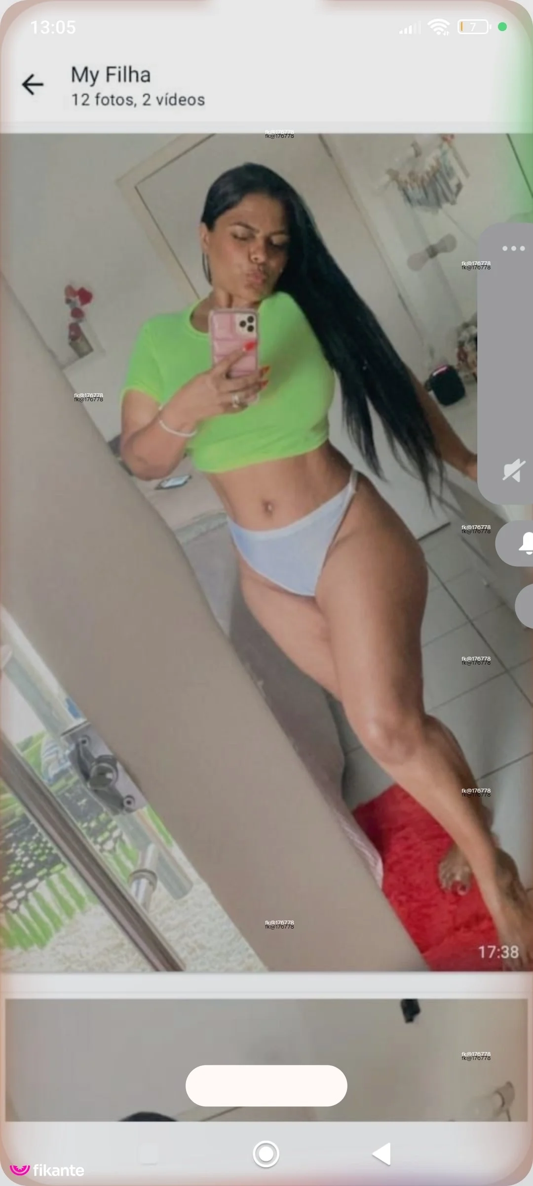 Foto profissional de Cem reais duas gosadas