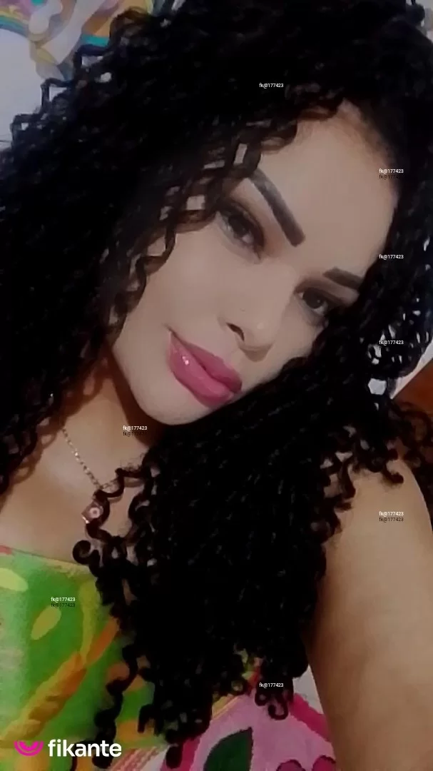 Aline Cacheada - foto no feed de Itaituba