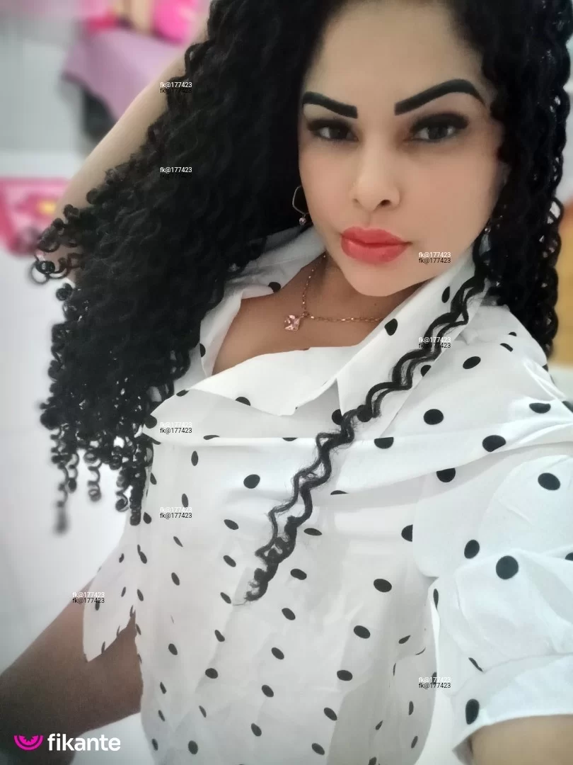 Aline Cacheada - foto no feed de Itaituba