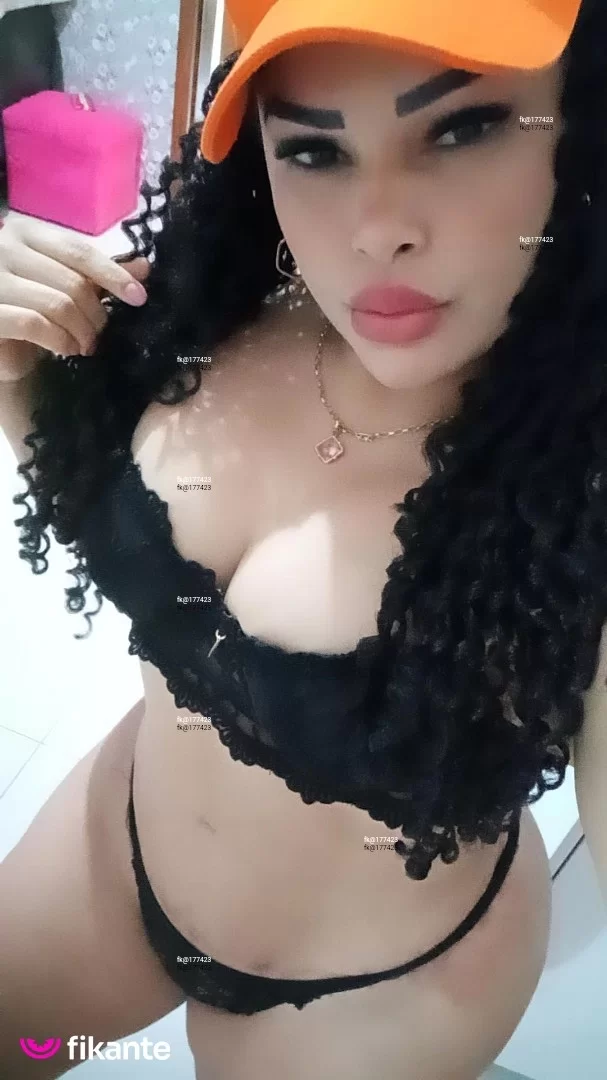Aline Cacheada - foto no feed de Itaituba