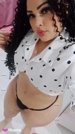 Aline Cacheada - foto no feed de Itaituba