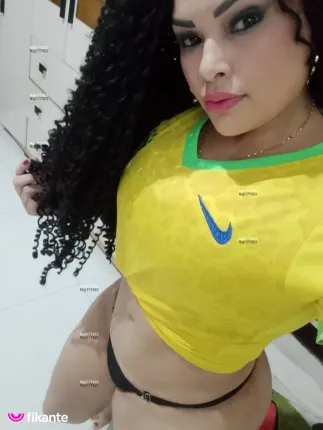 Aline Cacheada - foto no feed de Itaituba