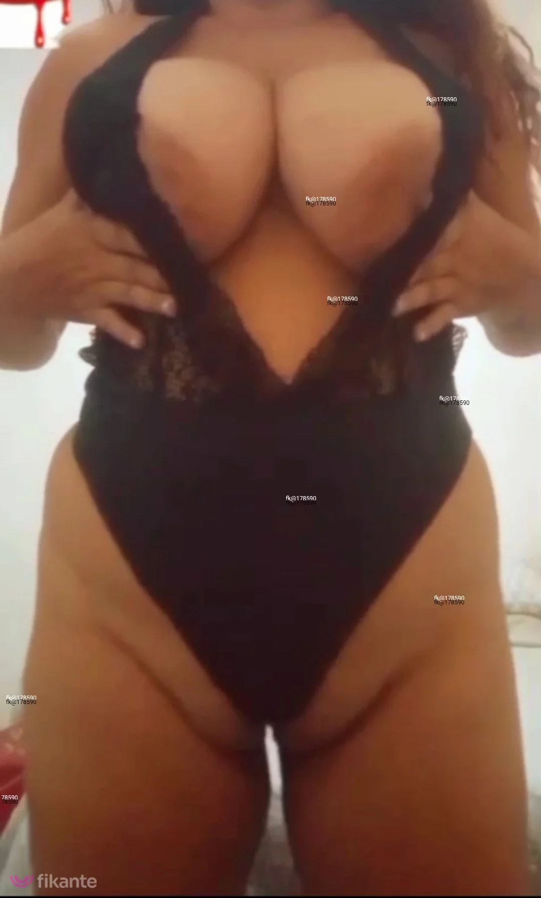 Luna - foto no feed de sexo virtual
