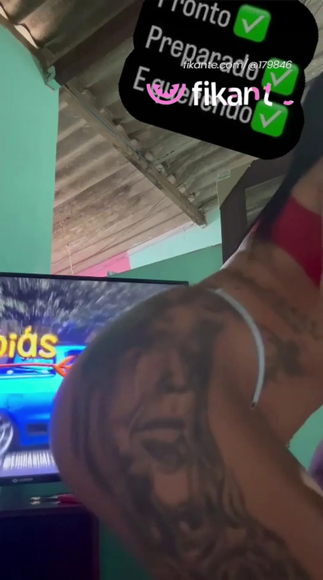 Prévia do vídeo de Manu
