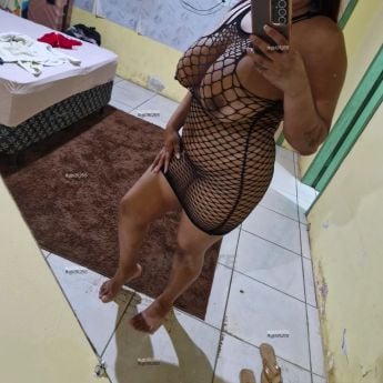 Ola atendo rapidinha cento e quarent - foto no feed de Pontes e Lacerda