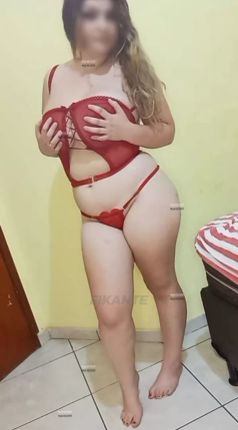 Zoe Sinclair - foto no feed de Goiânia