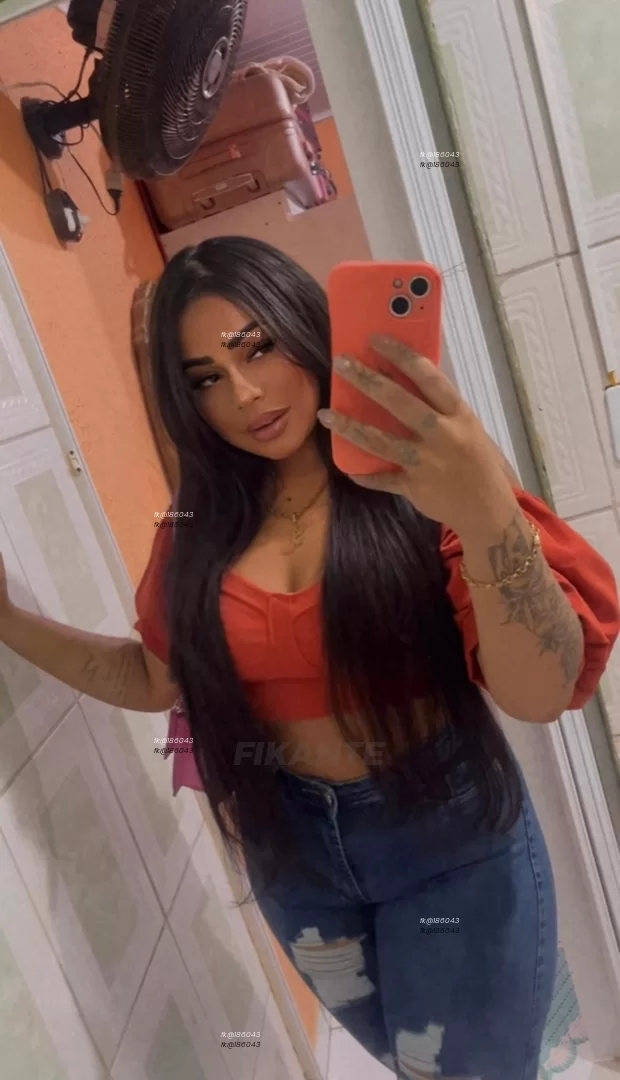 Bia - foto no feed de Redenção