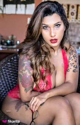 Fernanda Tavares - foto no feed de São Paulo