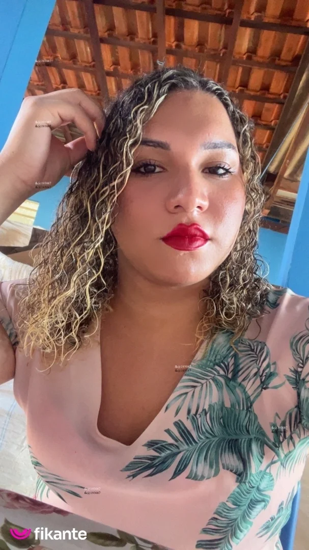 Yasmin butterfly - foto no feed de sexo virtual
