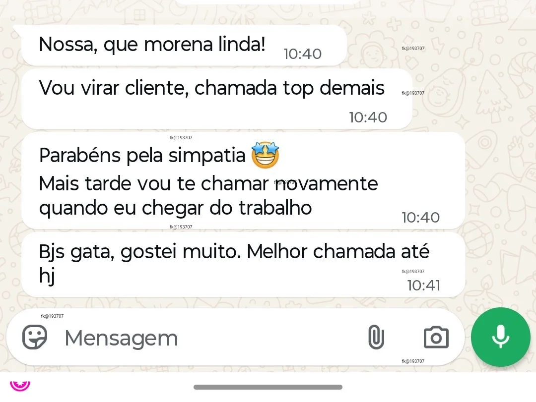 FAMOSINHA DO SQUIRT - foto no feed de sexo virtual