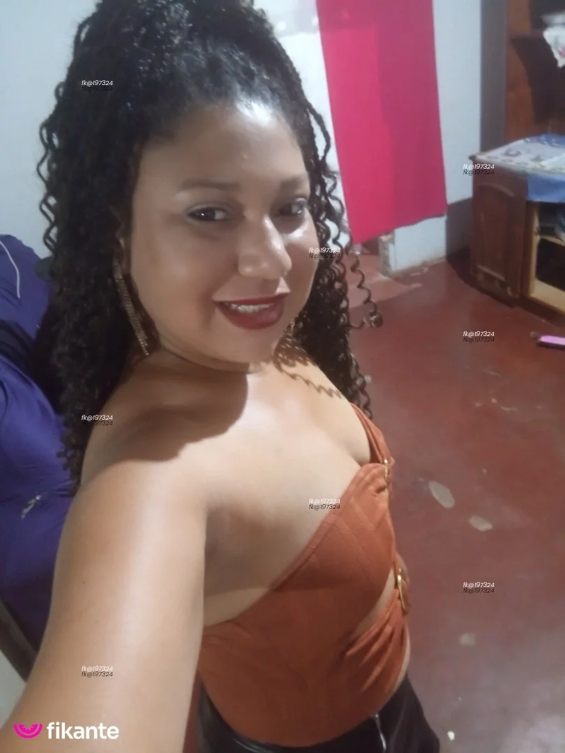 Alessandra - foto no feed de Água Boa