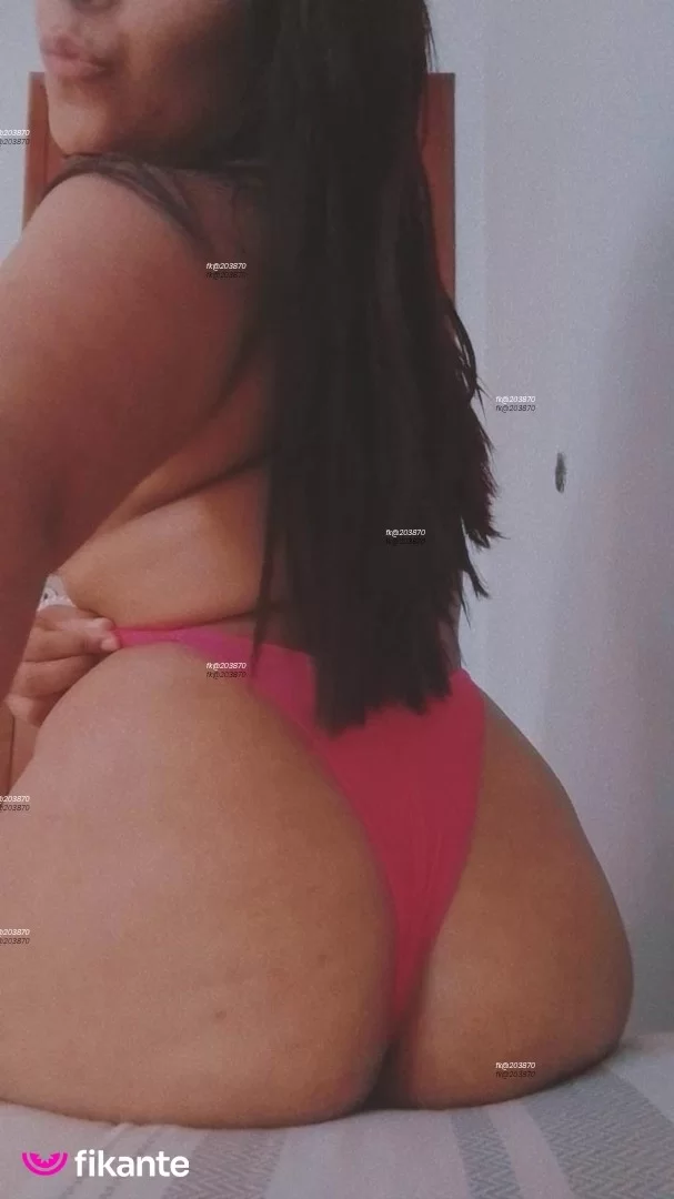 Sexologa bruna - foto no feed de Artur Nogueira